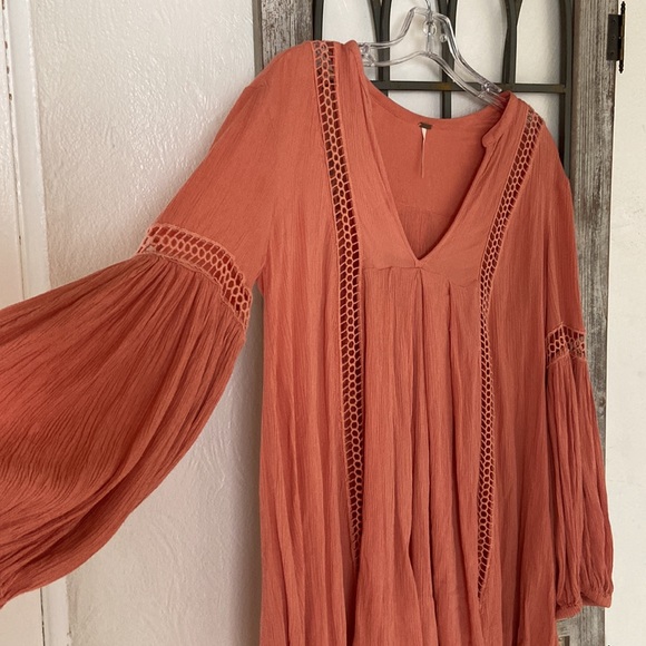 Beautiful Free People XS gauze shirt worn two times. - Picture 2 of 3